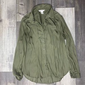 H&M Green Button Up Medium size 8